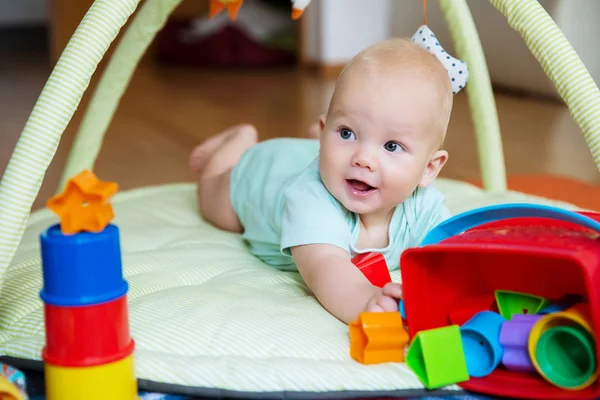Bebê em terapia pediátrica